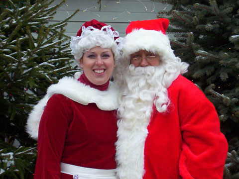 Mr. and Mrs. Claus at Reds